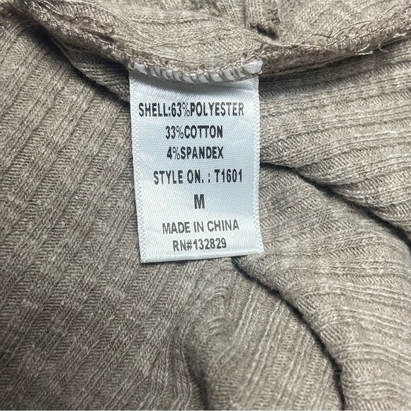 Miou Muse Ribbed Distressed Top Brown Size Medium - Picture 4 of 5